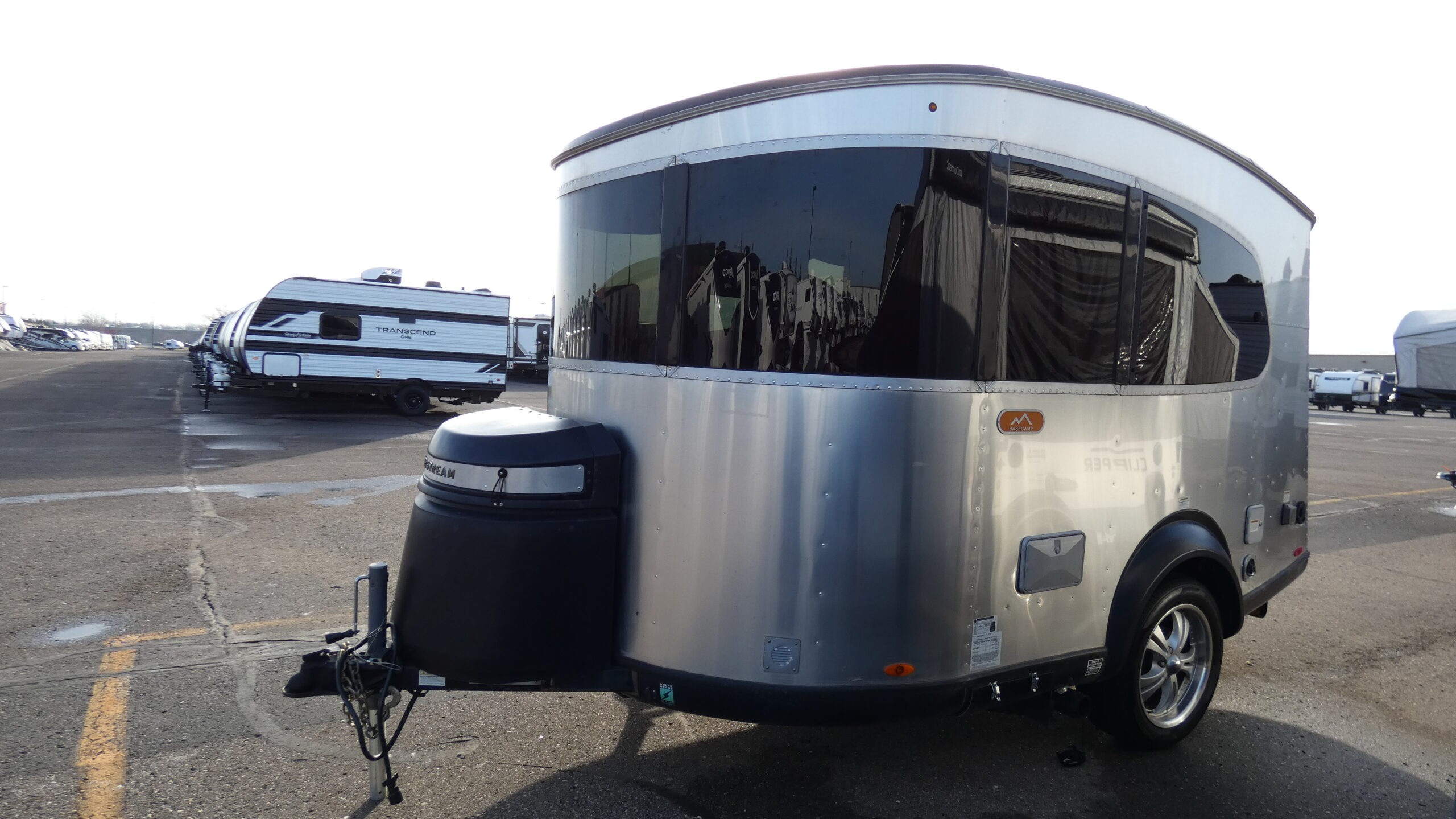 2017 Airstream Basecamp 16 thumbnail 2