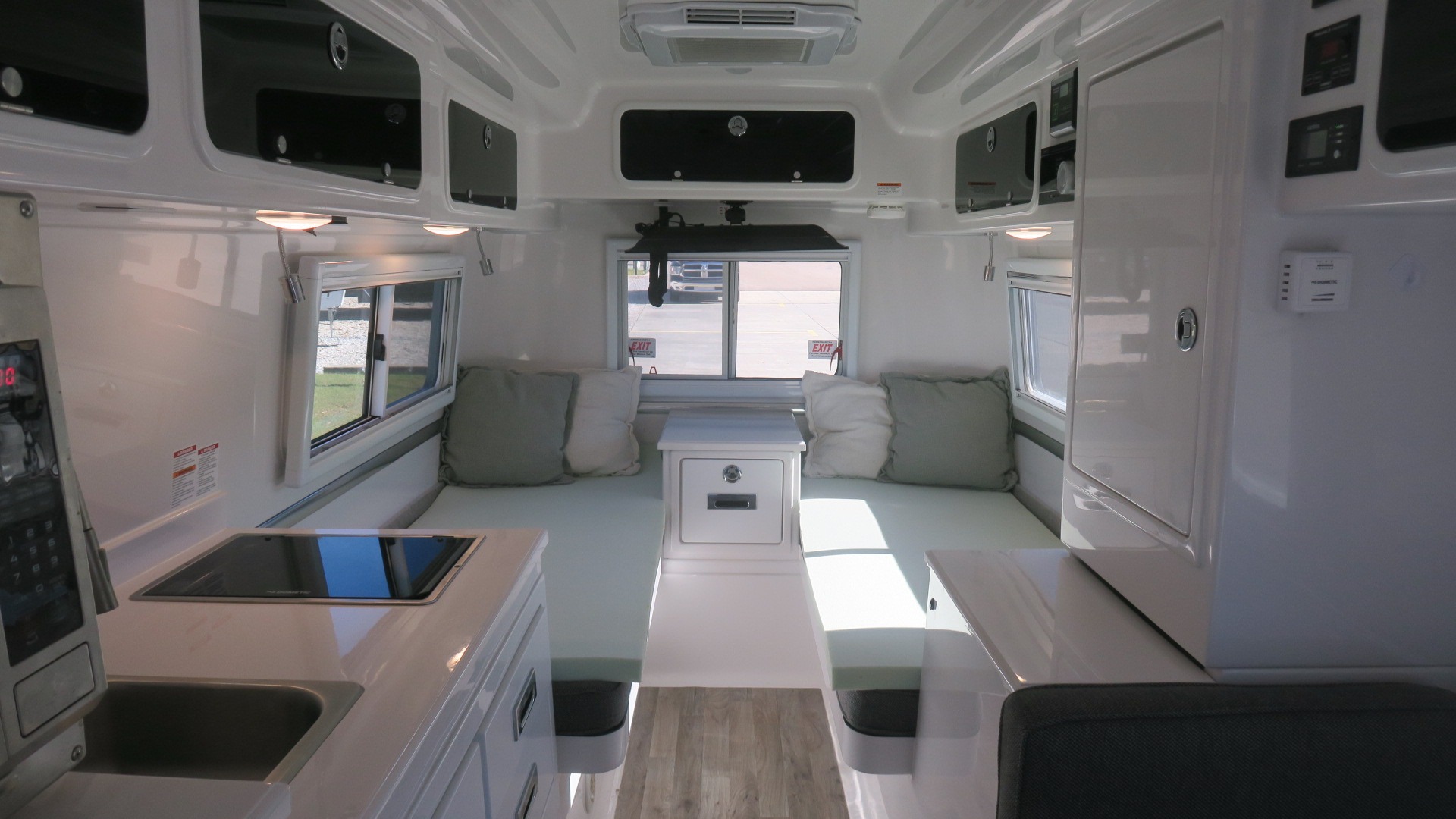 2022 Oliver Legacy Elite II Twin thumbnail 3